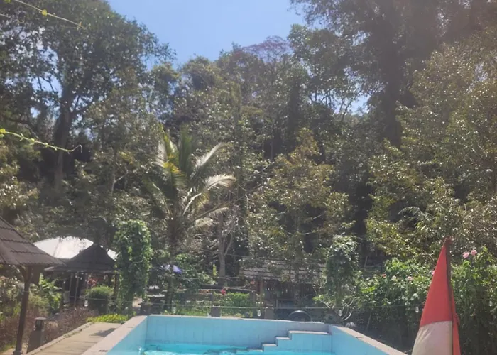 Lodge Sriwedari *